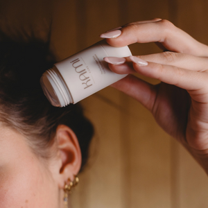 Stick-Cire-Cheveux-Coiffant-Kami_Kure