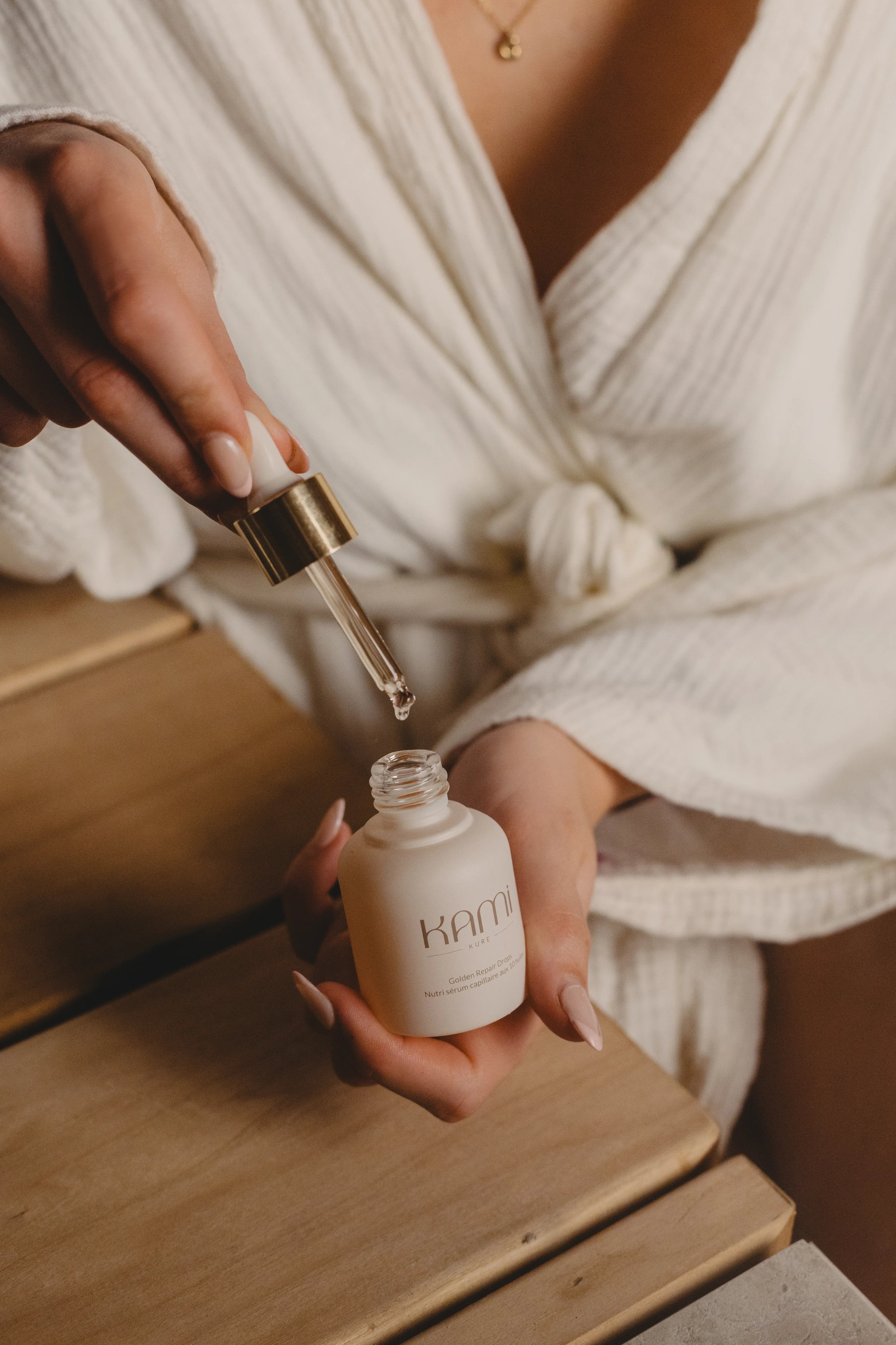 serum capillaire réparateur Golden Repair Drops - Kami Kure