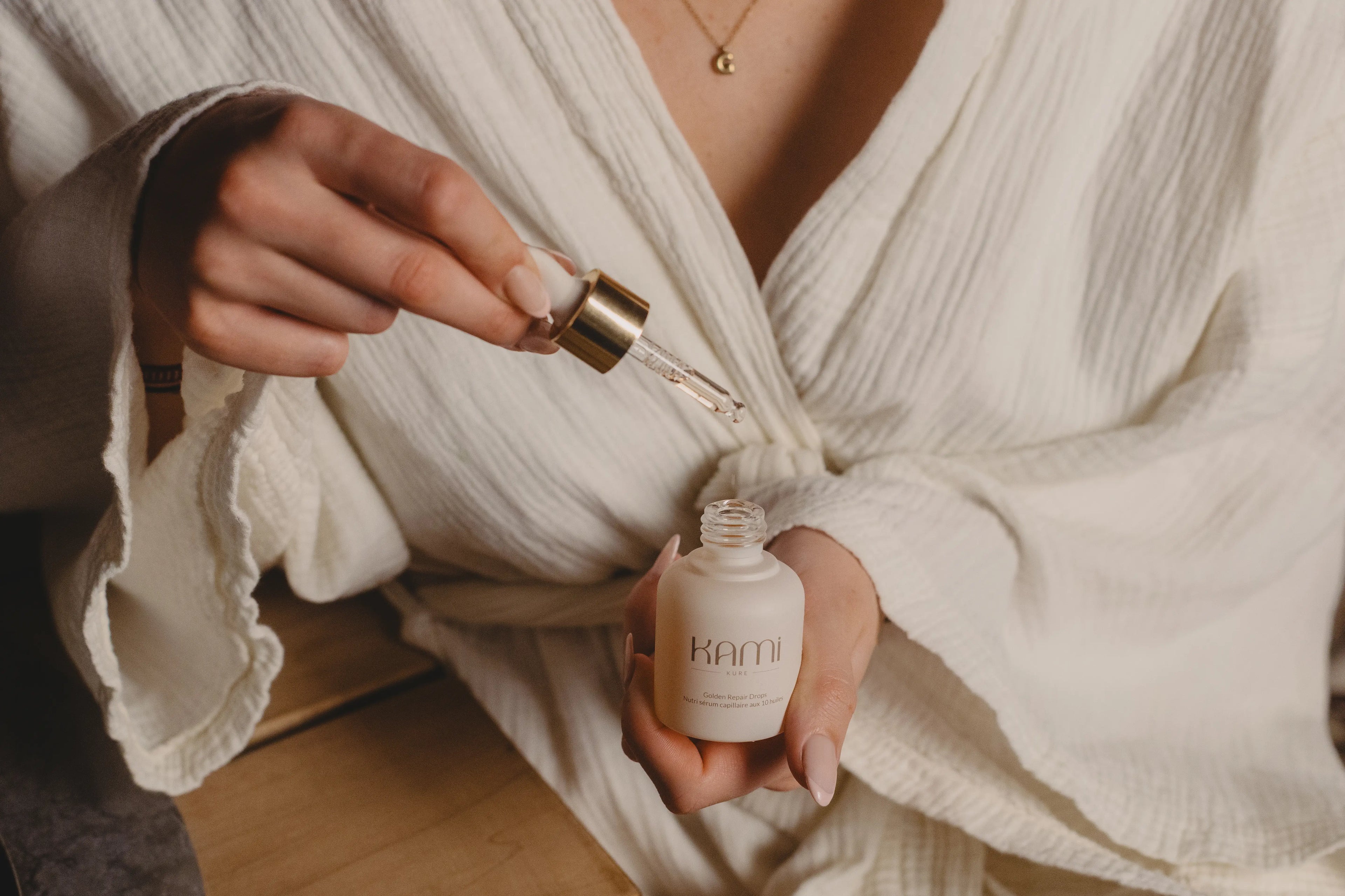 serum capillaire réparateur Golden Repair Drops - Kami Kure